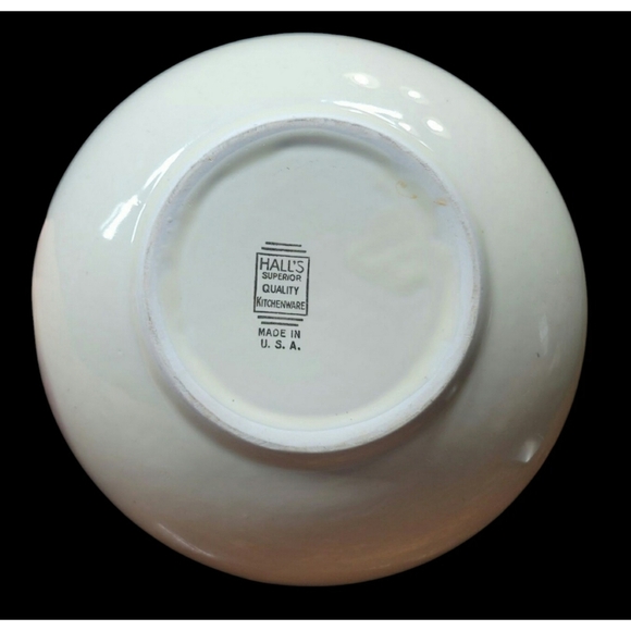 Vintage Hall's Superior Quality Serving Bowl - Picture 8 of 9